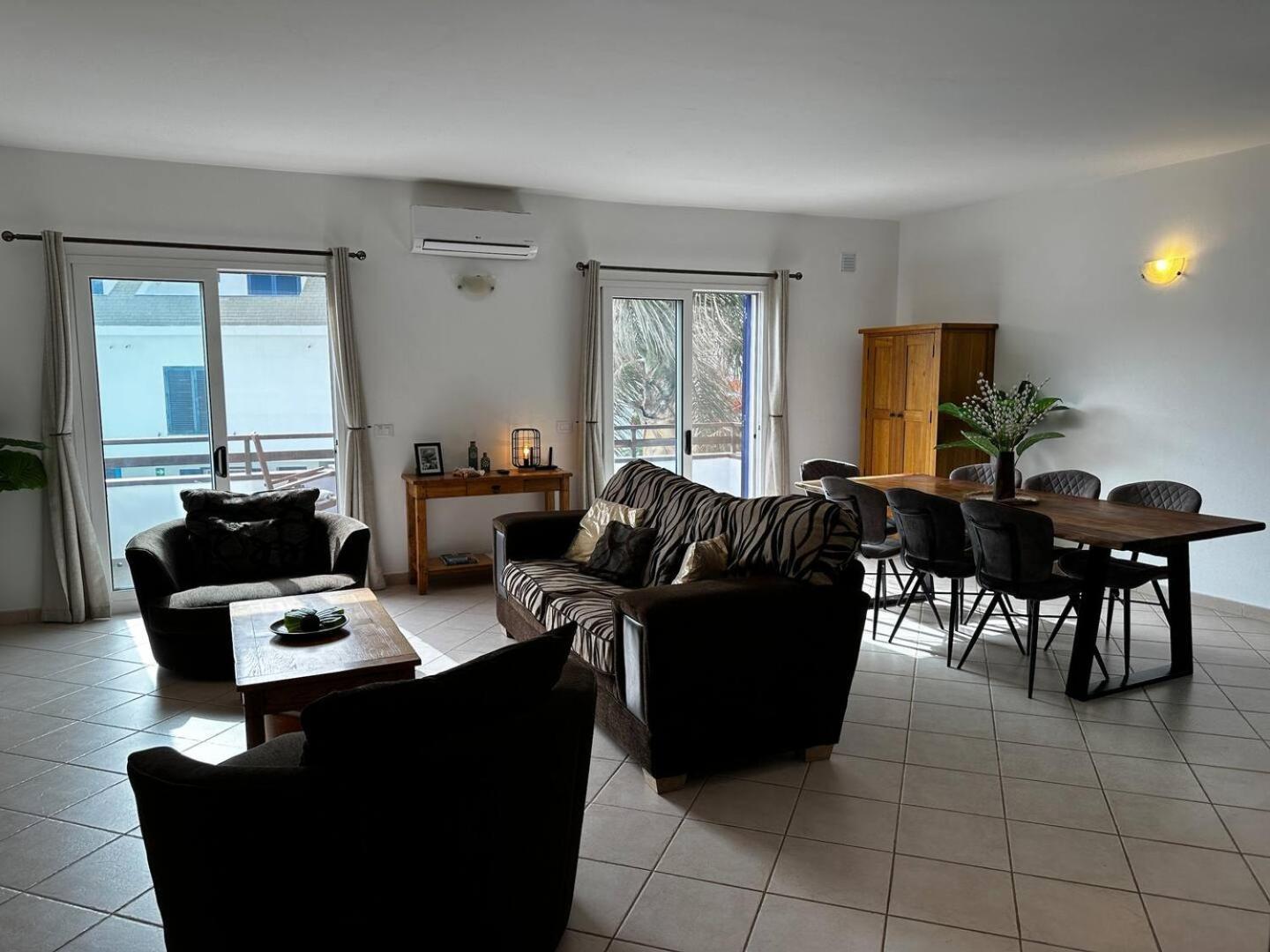Leme Bedje Two Bedroom - By Bobbywashere Santa Maria Dış mekan fotoğraf