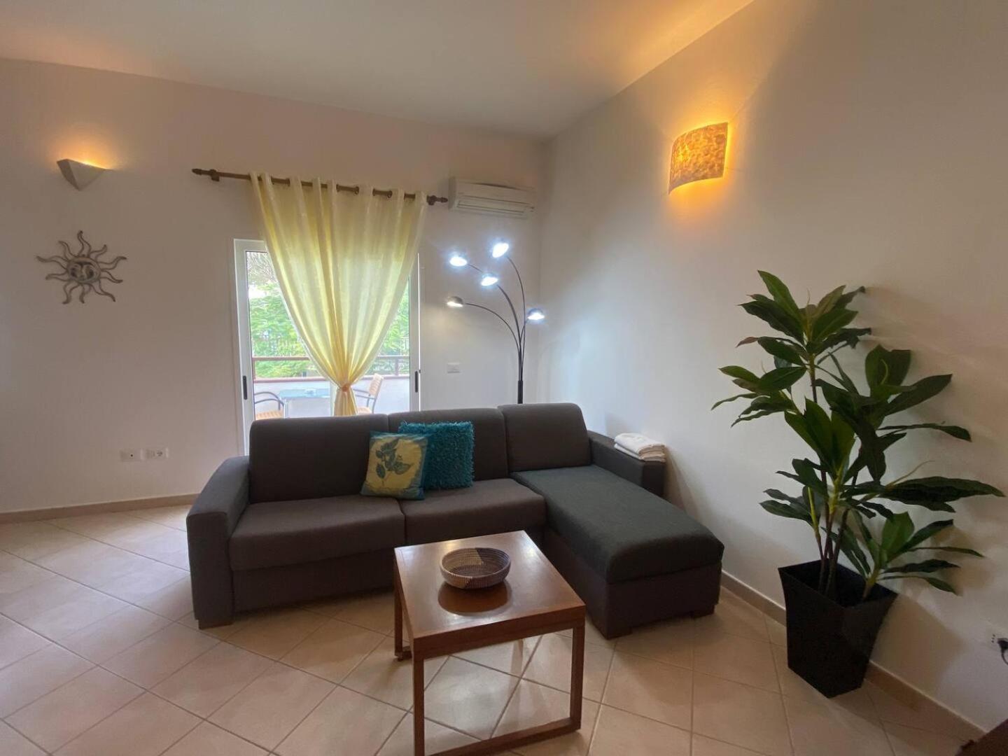 Leme Bedje Two Bedroom - By Bobbywashere Santa Maria Dış mekan fotoğraf
