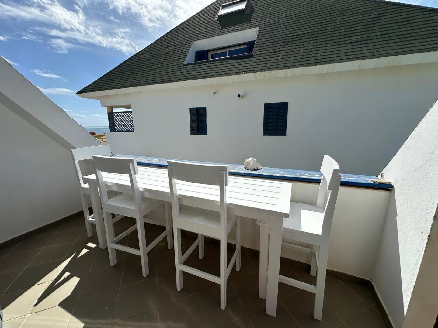 Leme Bedje Two Bedroom - By Bobbywashere Santa Maria Dış mekan fotoğraf