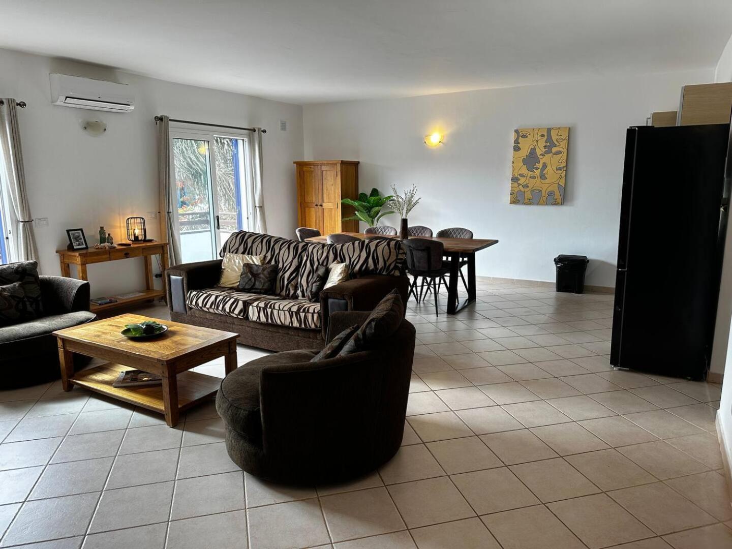 Leme Bedje Two Bedroom - By Bobbywashere Santa Maria Dış mekan fotoğraf
