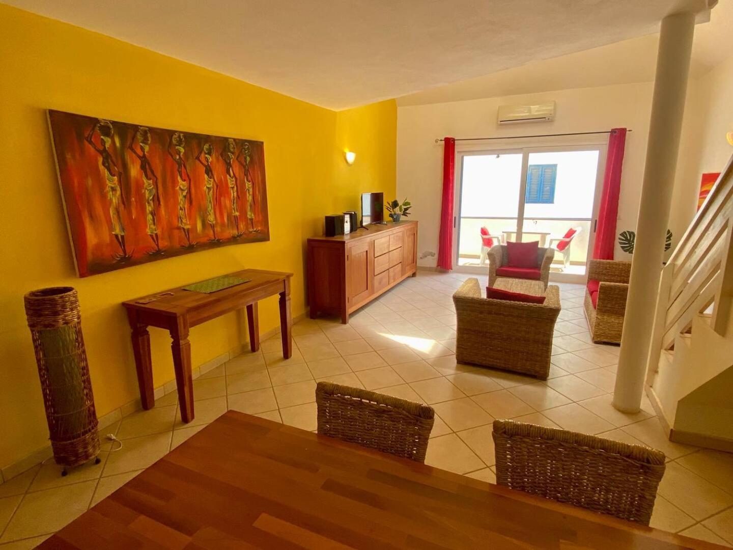 Leme Bedje Two Bedroom - By Bobbywashere Santa Maria Dış mekan fotoğraf